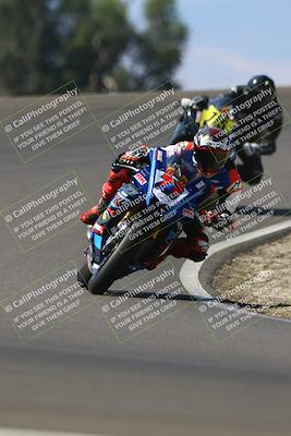 media/Sep-21-2025-TrackDaz (Sun) [[277c75b276]]/A Group/12pm (Turn 2)/